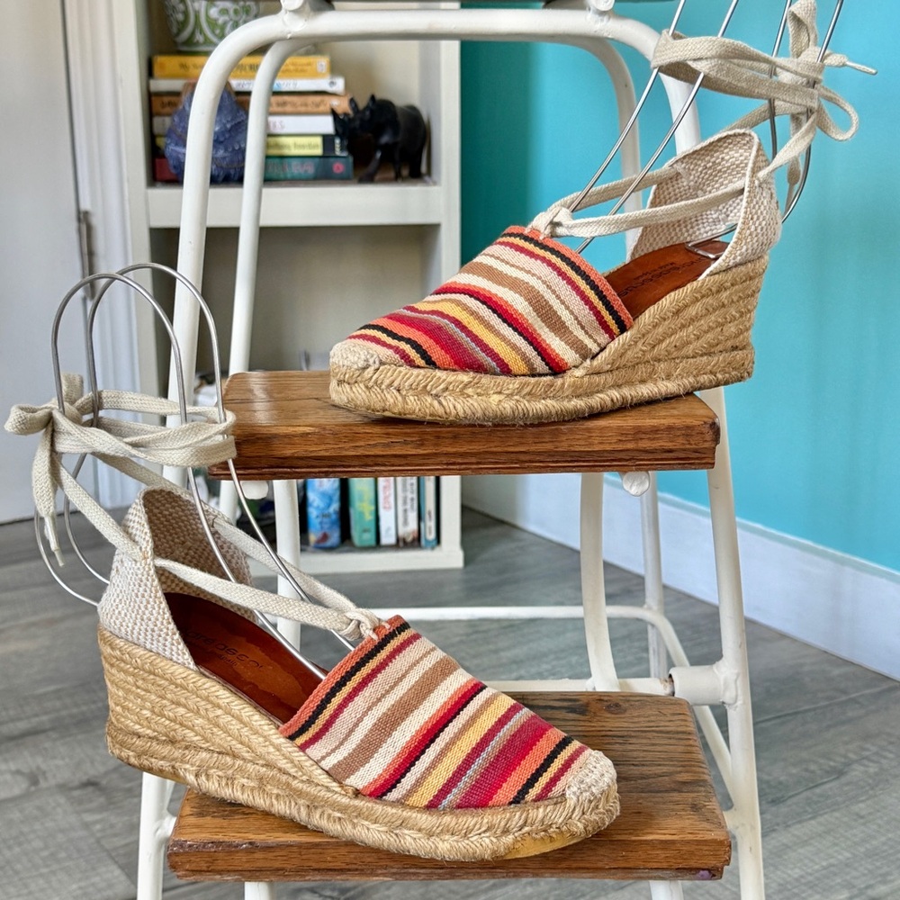 Andre Assous Striped Wedge Lace Up Espadrilles (size 6)